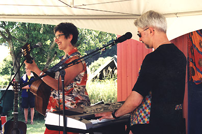 AT VANCOUVER ISLANDFEST - 2003